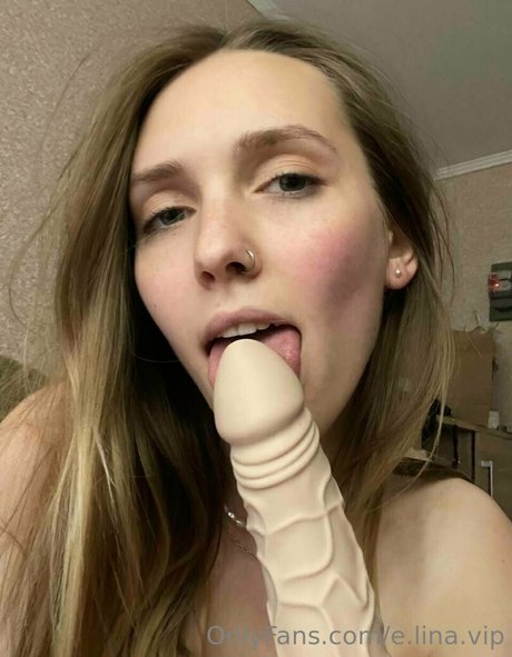 e lina vip nudes model image