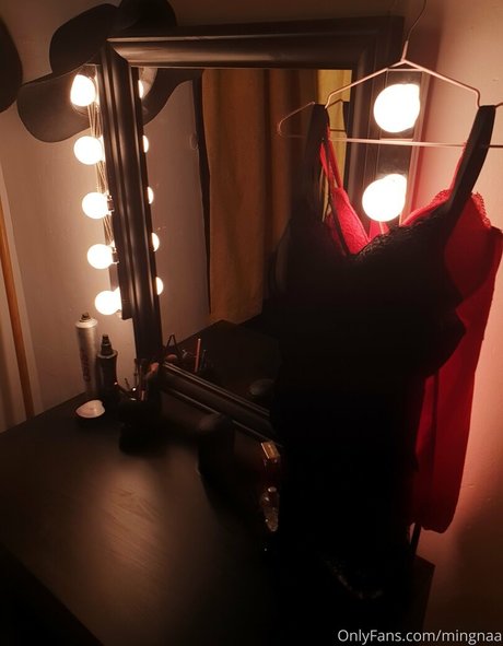 mingnaa art pornstar gallery