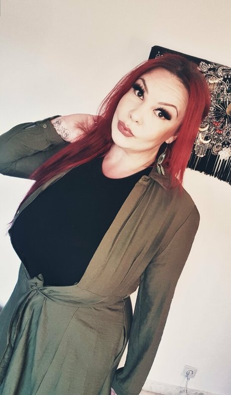 mingnaa model xxx gallery