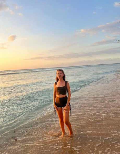 curvy muscle onlyfans free naked pics