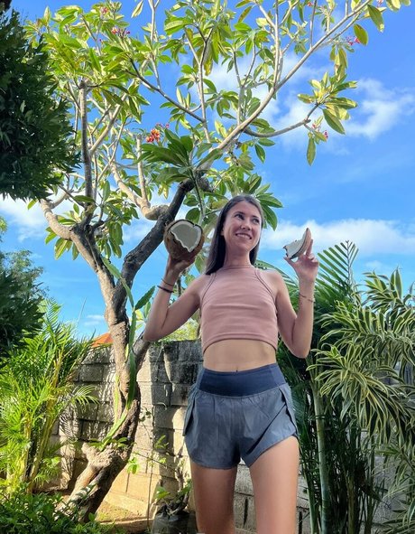 Elina re vip perfect star photos