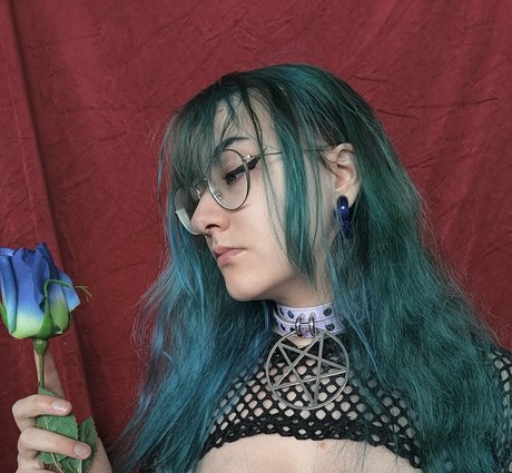 finaltcreators model perfect pic