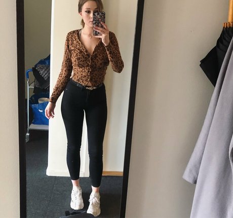 teen asian onlyfans hot porn gallery