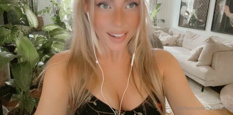 swegirlmafia model adult pictures