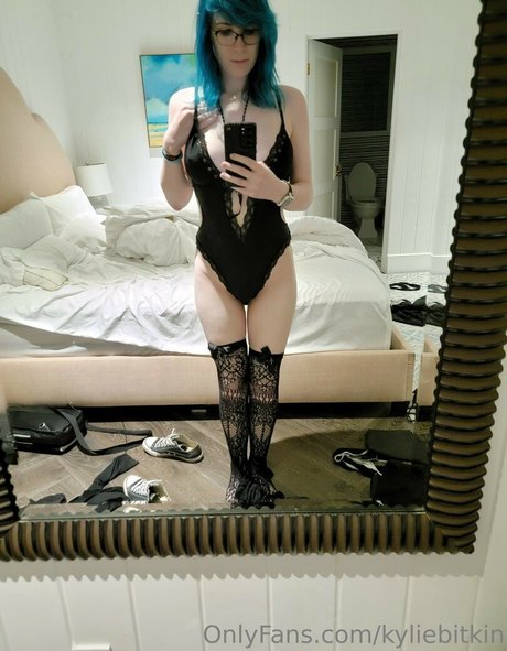 small tits asian onlyfans beautiful naked picture