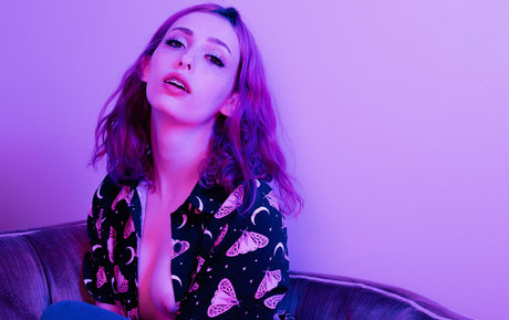 LylacDoll hot star photo