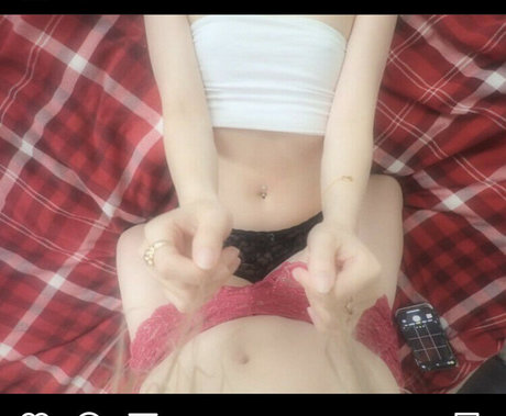 blonde secretary onlyfans beautiful picture