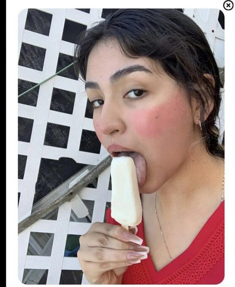 kristalqr hd actress photos