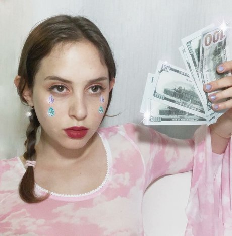 Mica Tenenbaum hd model photos