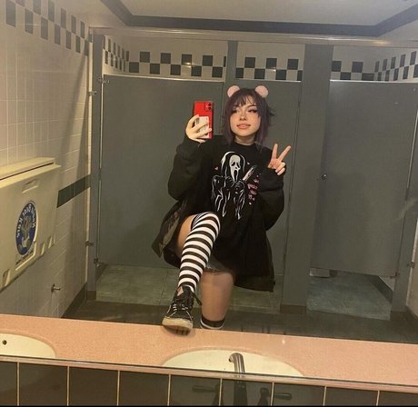 Snottea pornstar nudes photos