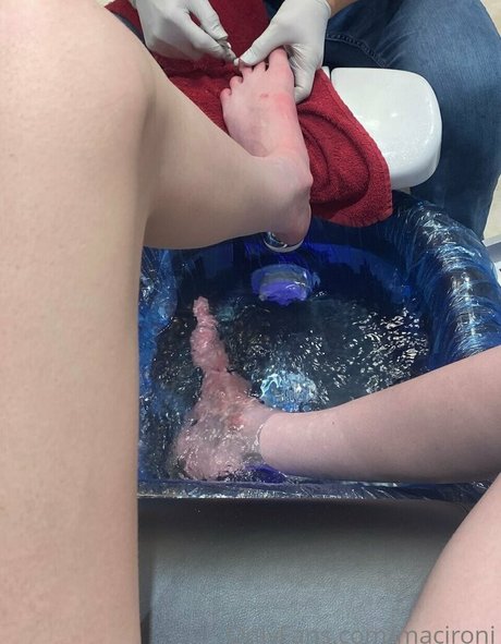 Maci Currin star art images