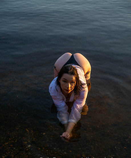 40 years old onlyfans pretty photo