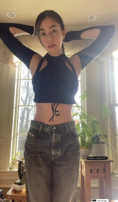 Lauren Tsai pornstar xxx photo