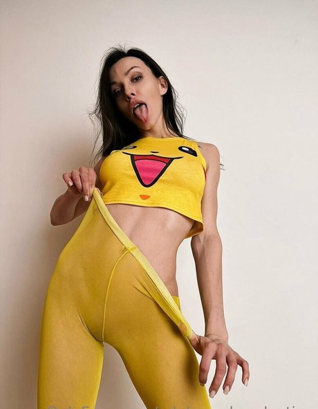 influencer girls onlyfans beautiful naked pictures