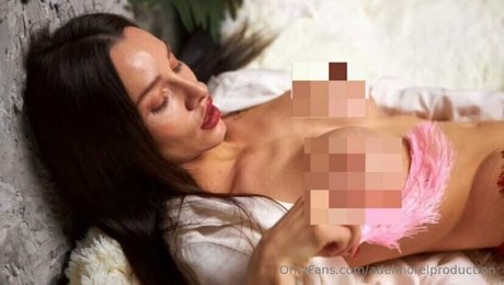 adelmorel star top img