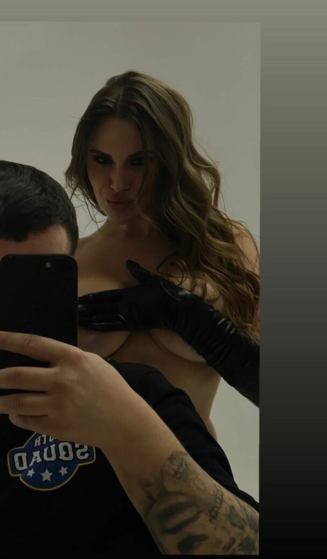 Anisa Kiss perfect pornstar galleries