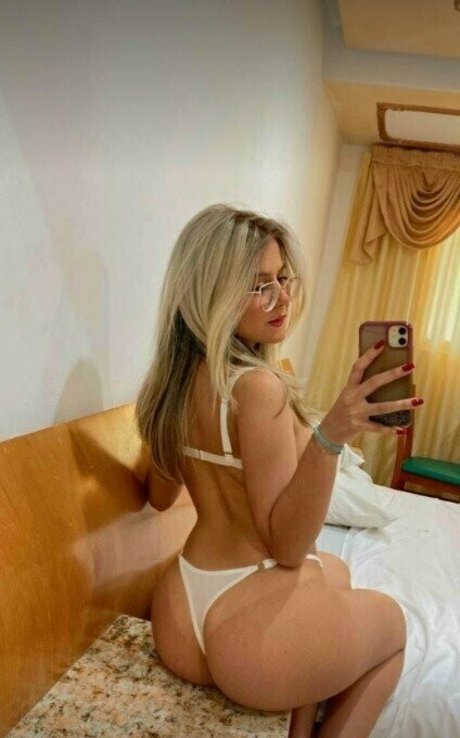 beautiful blowjob onlyfans porn pics