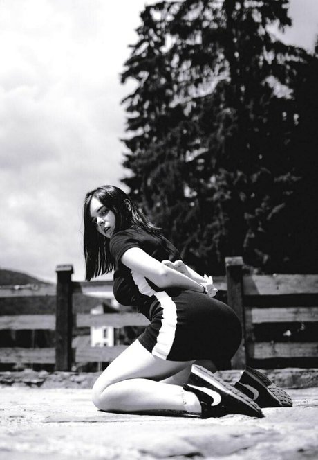 nesty69 sexy star pics