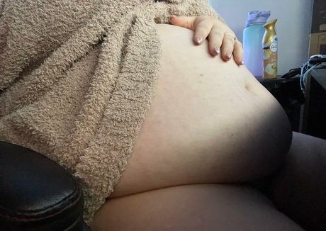 mature slut onlyfans top image