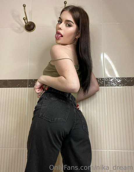 nika dream star free pics