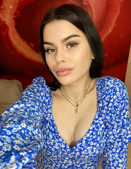 nika dream pornstar hd pics