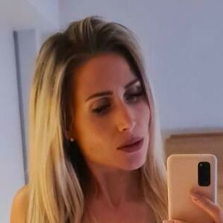 Diamanta pornstar free pic