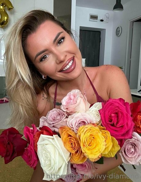 ivvydiamond sexy pornstar galleries