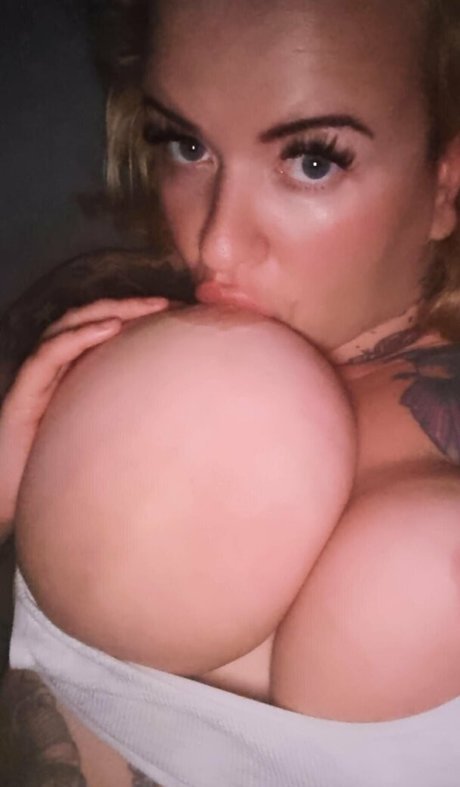 lesbian anal strapon onlyfans art nude pic