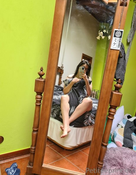 petiteeprincess beautiful model images