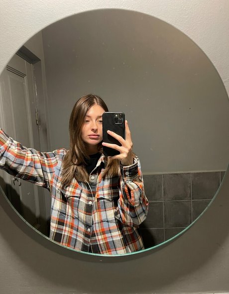 big tits skinny onlyfans exclusive image