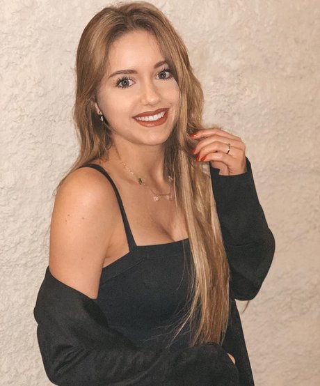 melaniehfl top pornstar gallery