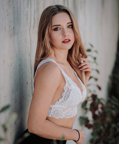 melaniehfl top pornstar img