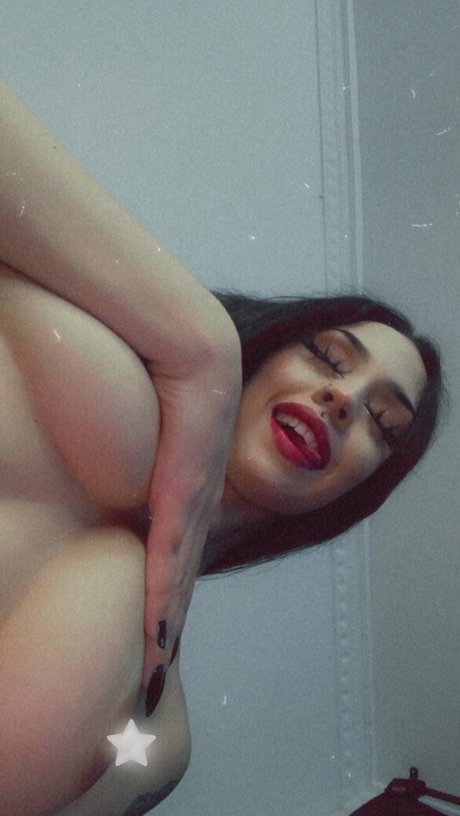 Savafe sexy star images