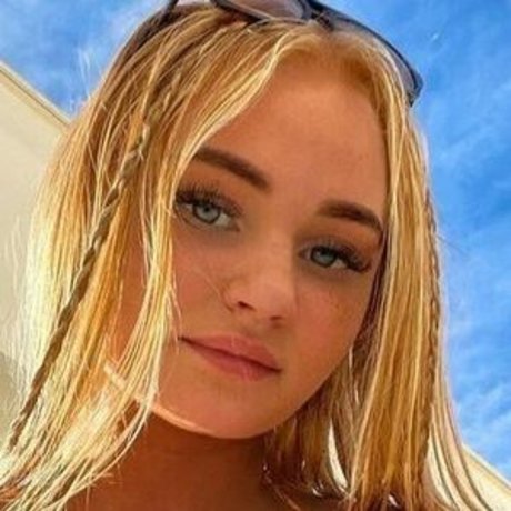 Gudrun Svava star exclusive pic