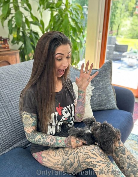 aliinwunderland free actress images