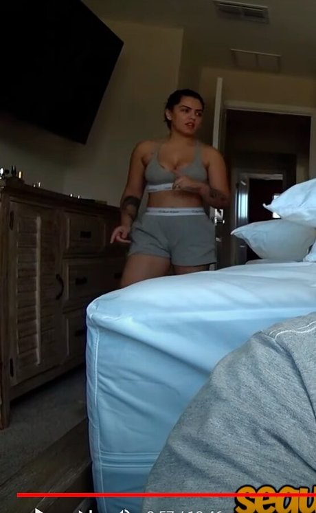 famous nude onlyfans pretty photos