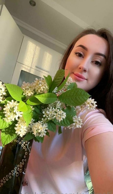 mi ameli free actress image