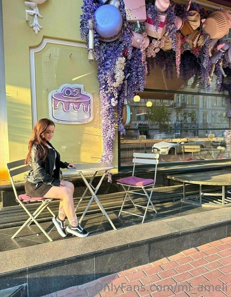 mi ameli pornstar sexy images