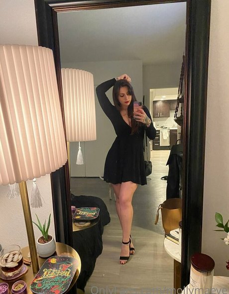 shemale handjob onlyfans art porn images