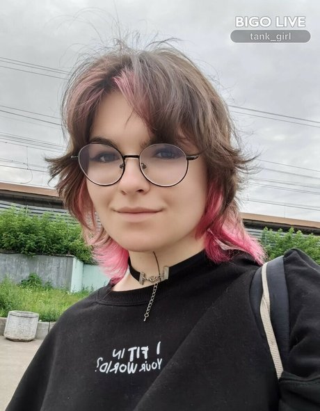 Tank Girl hd pornstar picture