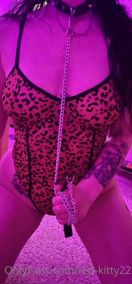 red kitty22 model high quality photos