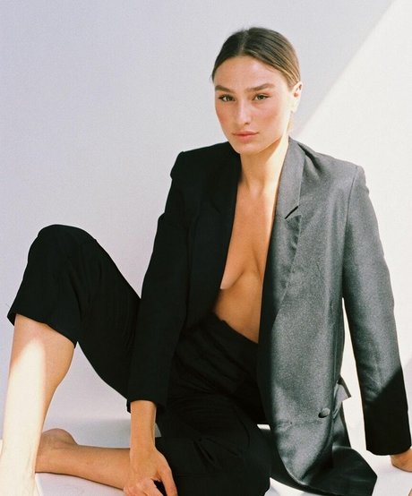 Gal Amir nudes actress img