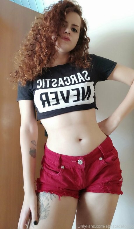 aghatadefogoo nudes star archive