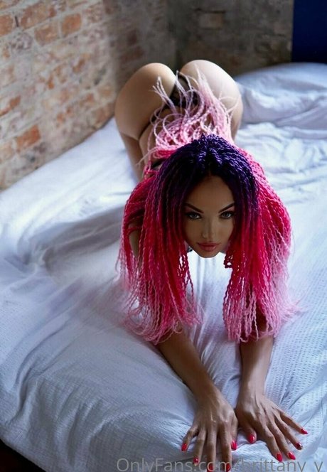 brittany y model sexy archive