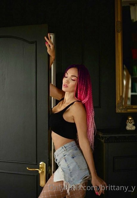 brittany y model exclusive pic