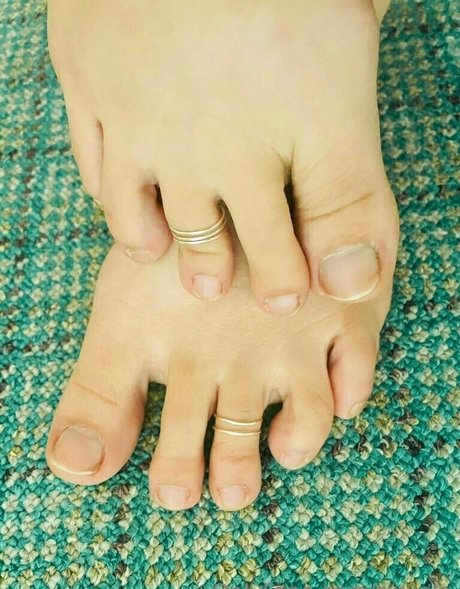 sixxela erotic star images