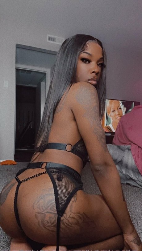 tslariyadior nice pornstar galleries