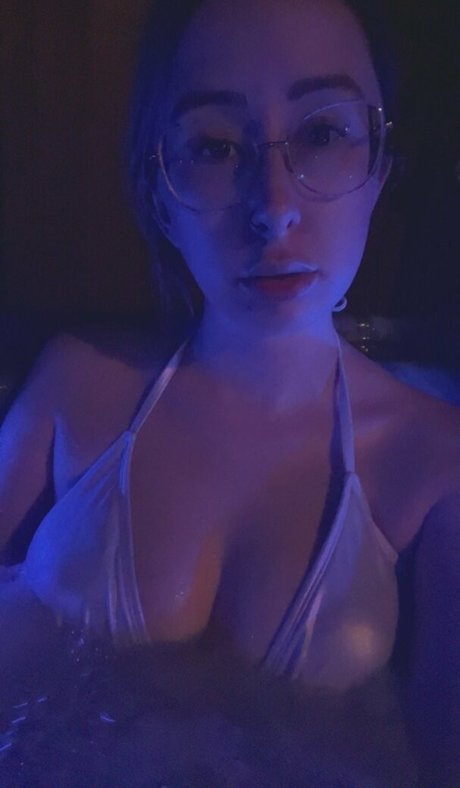 Cherdelaware nude pornstar pic