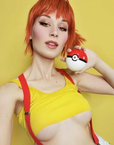 Kristy Che pornographic model img