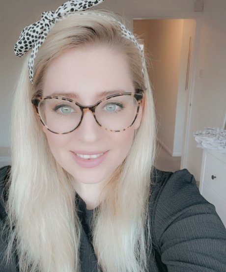 goth trans onlyfans hot nude images